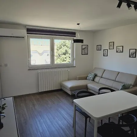 Apartament Mars E-4 Pula