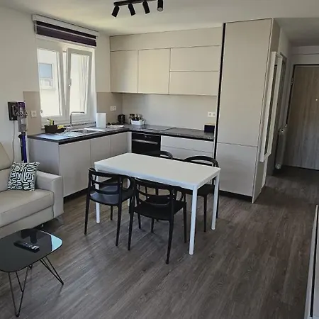 Apartman Mars E-4 Póla